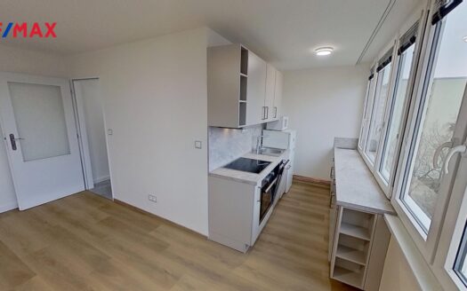 Pronájem bytu 3+kk, 55 m² – Praha, Karlín, ulice Nekvasilova