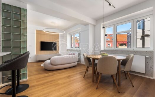 Pronájem bytu 2+kk, 47 m² – Praha, Libeň, ulice Pivovarnická