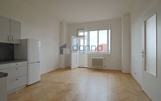 Pronájem bytu 2+kk, 68 m² – Praha, Vinohrady, ulice Šrobárova