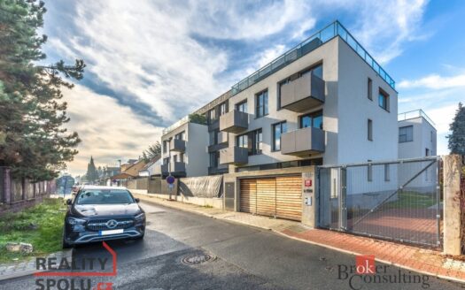 Prodej bytu 2+kk, 58 m² – Praha, Dolní Chabry, ulice Ústecká