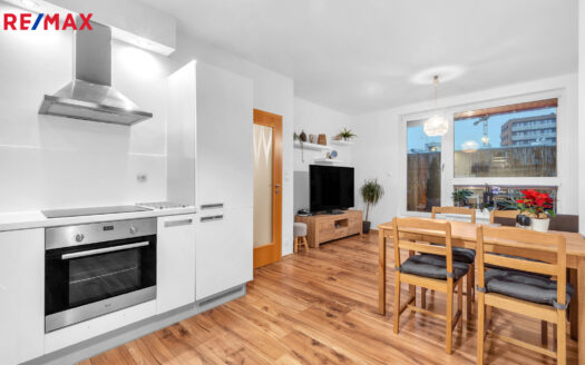 Prodej bytu 3+kk, 71 m² – Praha, Vysočany, ulice Pod Harfou