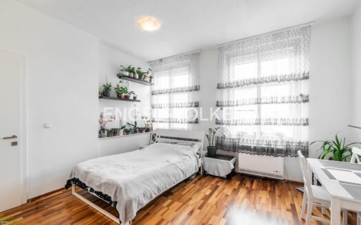 Pronájem bytu 1+kk, 32 m² – Praha, Libeň, ulice Na žertvách