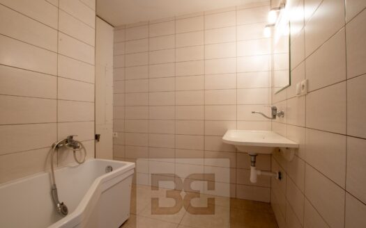 Pronájem bytu 2+kk, 58 m² – Praha, Michle, ulice Hanusova