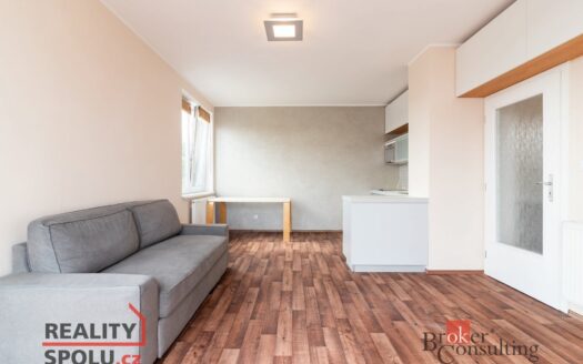 Pronájem bytu 2+kk, 41 m² – Praha, Krč, ulice Pasteurova