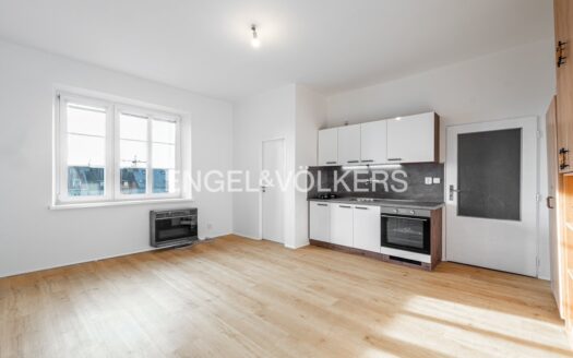 Byt 1+kk, 34 m² – Praha, Strašnice, ulice Strašínská k pronájmu | REALT