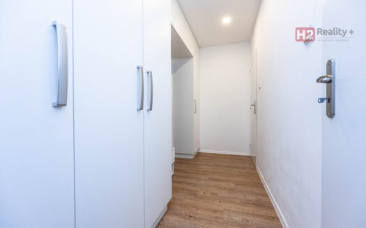 Pronájem bytu 2+1, 54 m² – Praha, Střížkov, ulice Střížkovská