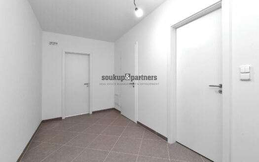 Prodej bytu 2+kk, 42 m² – Praha, Třebonice, ulice Thomasova