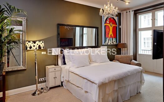 Pronájem bytu 4+kk, 187 m² – Praha, Nové Město, ulice Rašínovo nábřeží