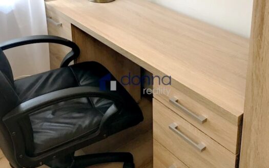 Pronájem bytu 1+kk, 29 m² – Praha, Vinohrady, ulice Slezská