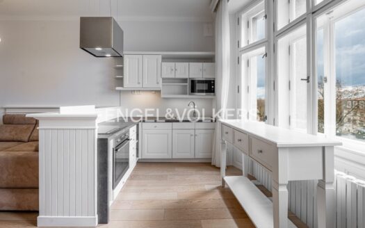 Pronájem bytu 4+kk, 115 m² – Praha, Hradčany, ulice Na valech