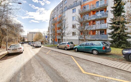 Prodej bytu 1+kk, 32 m² – Praha, Záběhlice, ulice Ve slatinách 3243