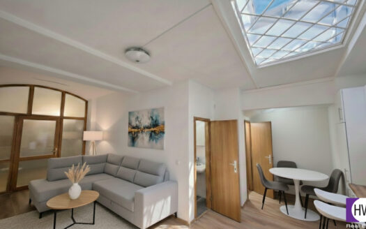 Prodej bytu 1+kk, 36 m² – Praha, Vinohrady, ulice Vinohrady