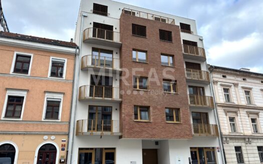 Byt 1+kk, 26 m² – Praha, Karlín, ulice Křižíkova 726 k pronájmu | REALT