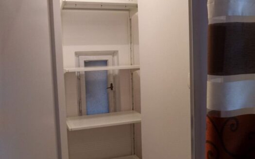 Prodej bytu 2+kk, 38 m² – Praha, Košíře, ulice Plzeňská