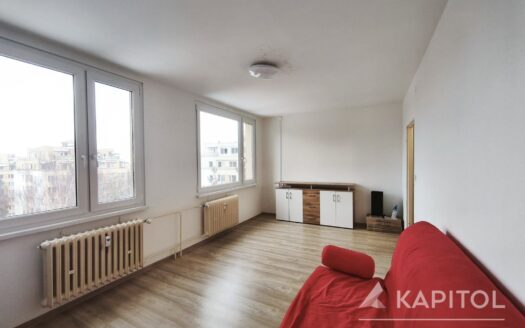 Pronájem bytu 1+1, 31 m² – Praha, Kobylisy, ulice Šimůnkova