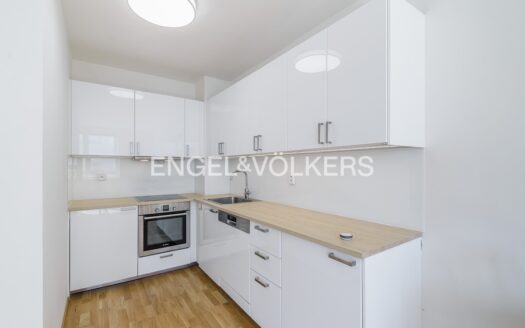 Pronájem bytu 1+kk, 40 m² – Praha, Strašnice, ulice Vinohradská