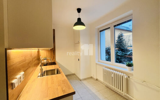 Pronájem bytu 2+1, 54 m² – Praha, Michle, ulice Michelská