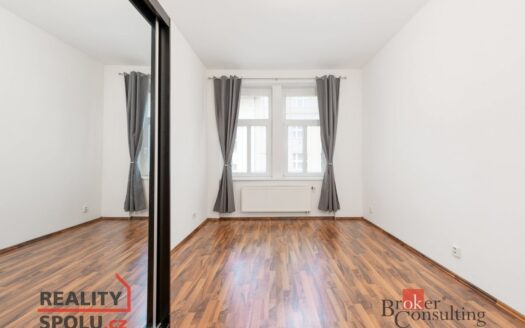 Pronájem bytu 2+1, 71 m² – Praha, Nusle, ulice Rostislavova