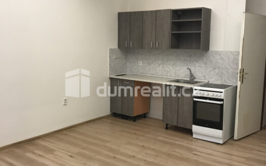 Pronájem bytu 1+kk, 25 m² – Praha, Karlín, ulice Šaldova