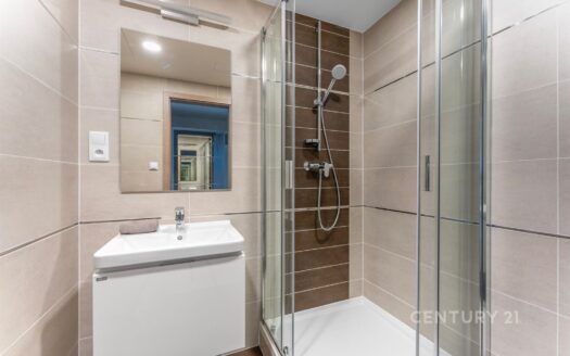 Pronájem bytu 1+kk, 28 m² – Praha, Třebonice, ulice K metru