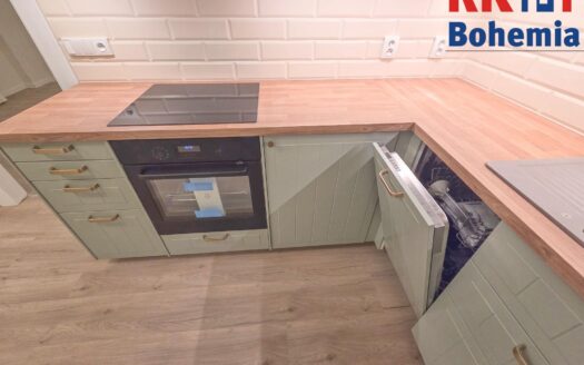 Pronájem bytu 3+kk, 60 m² – Praha, Holešovice, ulice Poupětova