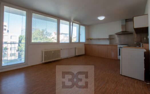 Pronájem bytu 2+kk, 58 m² – Praha, Michle, ulice Hanusova