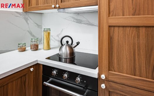 Prodej bytu 3+kk, 47 m² – Praha, Košíře, ulice Píseckého