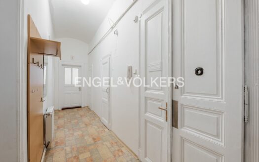 Pronájem bytu 3+1, 90 m² – Praha, Smíchov, ulice Švédská