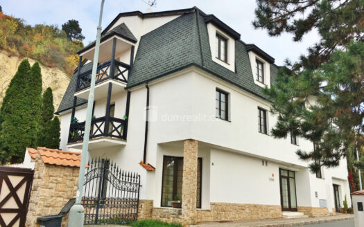 Pronájem bytu 1+1, 46 m² – Praha, Hlubočepy, ulice Pod Žvahovem