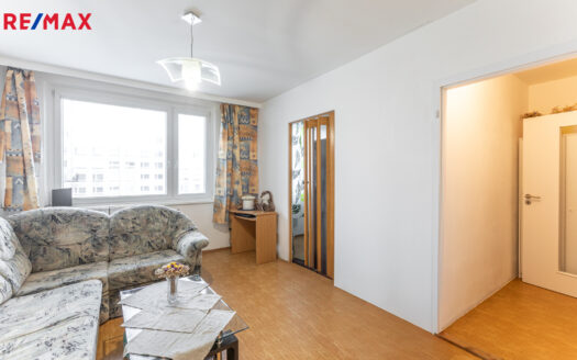 Prodej bytu 2+kk, 36 m² – Praha, Řepy, ulice Laudova 1385