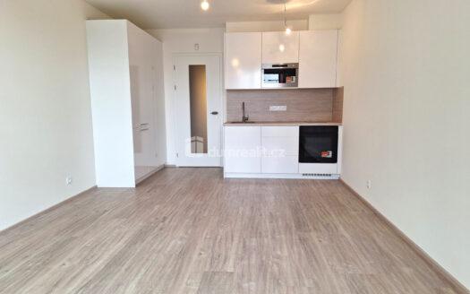 Pronájem bytu 1+kk, 32 m² – Praha, Háje, ulice Výstavní