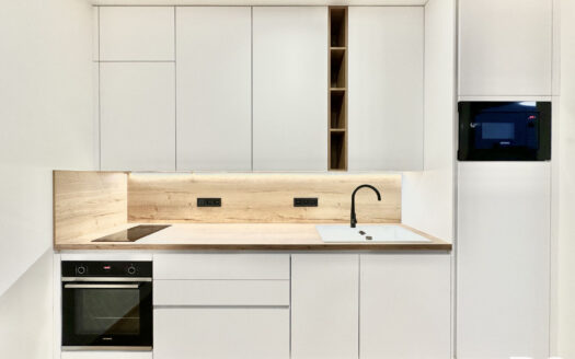 Pronájem bytu 1+kk, 37 m² – Praha, Modřany, ulice Zlochova