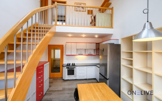 Pronájem bytu 3+1, 89 m² – Praha, Holešovice, ulice Jateční