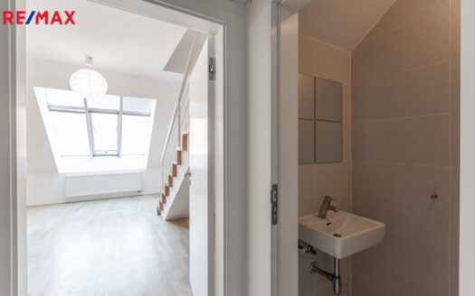 Prodej bytu 2+kk, 72 m² – Praha, Vinohrady, ulice Boleslavská