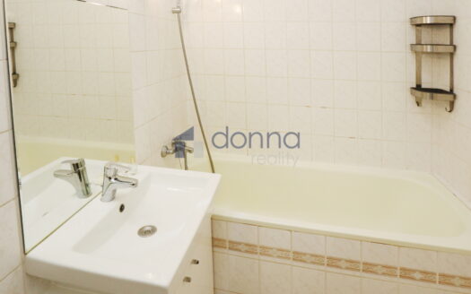 Pronájem bytu 2+1, 70 m² – Praha, Radlice, ulice Na Farkáně III