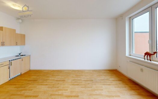 Prodej bytu 1+kk, 31 m² – Praha, Vysočany, ulice Podkovářská