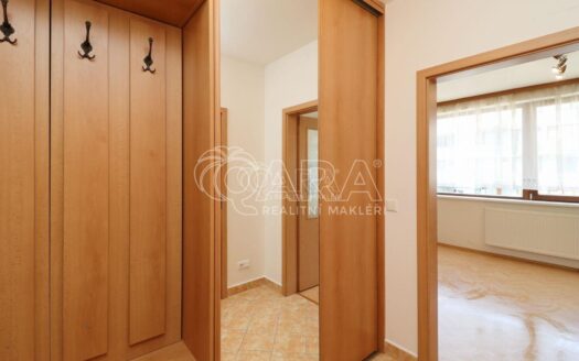 Pronájem bytu 1+kk, 42 m² – Praha, Holešovice, ulice U měšťanského pivovaru