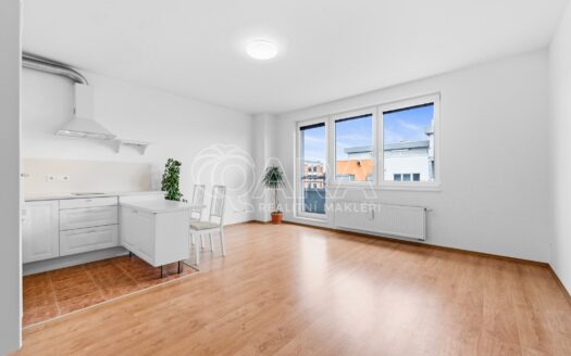 Prodej bytu 1+kk, 40 m² – Praha, Uhříněves, ulice U uhříněveské obory 1551