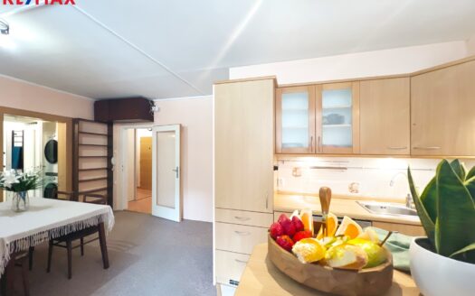 Prodej bytu 3+kk, 79 m² – Praha, Stodůlky, ulice Bronzová 2026