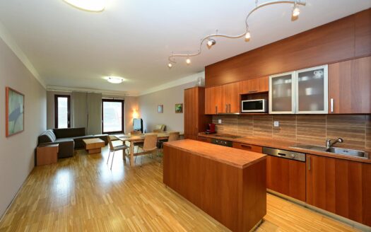 Byt 2+kk, 77 m² – Praha, Karlín, ulice Rohanské nábřeží k pronájmu | REALT