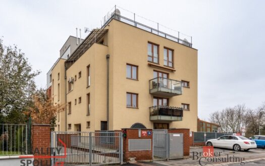 Byt 2+kk, 47 m² – Praha, Libeň, ulice Nad Rokoskou 2415 k pronájmu | REALT