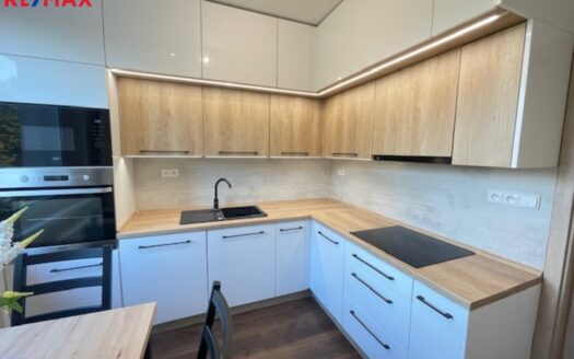 Byt 3+1, 75 m² – Praha, Letňany, ulice Tupolevova 466 k pronájmu | REALT