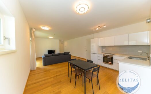 Byt 2+kk, 96 m² – Praha, Smíchov, ulice Kobrova 3331 k pronájmu | REALT