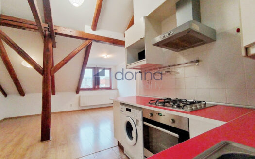 Byt 2+kk, 55 m² – Praha, Kobylisy, ulice Klapkova k pronájmu | REALT