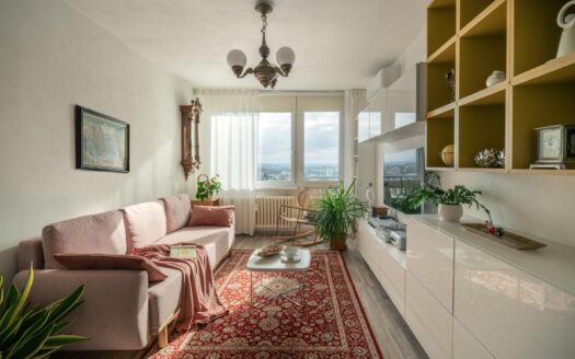 Byt 2+kk, 45 m² – Praha, Kobylisy, ulice Taussigova na prodej | REALT