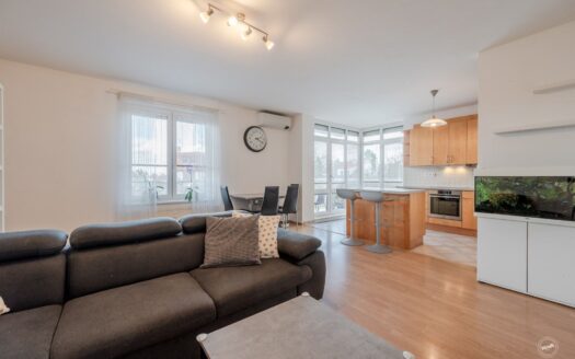 Pronájem bytu 3+kk, 92 m² – Praha, Suchdol, ulice Holubí 1241