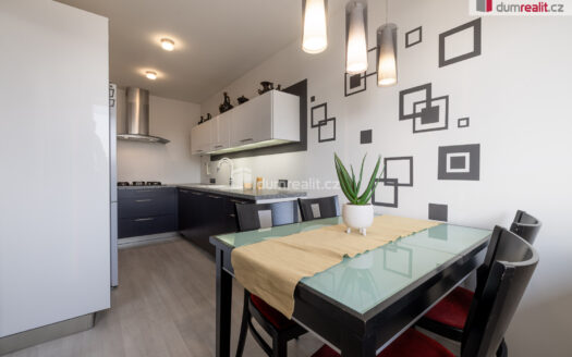 Prodej bytu 3+1, 73 m² – Praha, Řepy, ulice Nevanova 1053