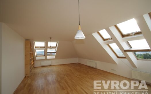 Byt 4+kk, 140 m² – Praha, Nusle, ulice U Jedličkova ústavu 1351 k pronájmu | REALT