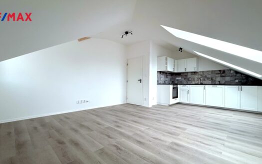 Byt 2+kk, 53 m² – Praha, Horní Počernice, ulice Slatiňanská 927 na prodej | REALT