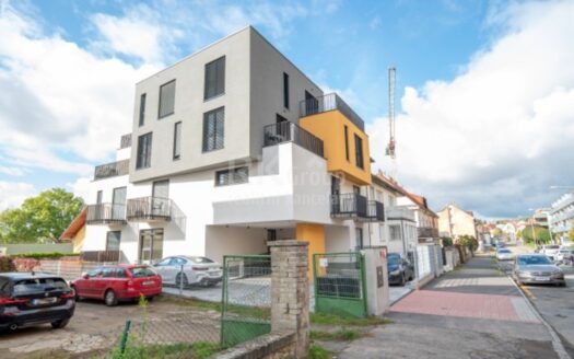 Byt 1+kk, 27 m² – Praha, Kobylisy, ulice Pakoměřická 1909 na prodej | REALT